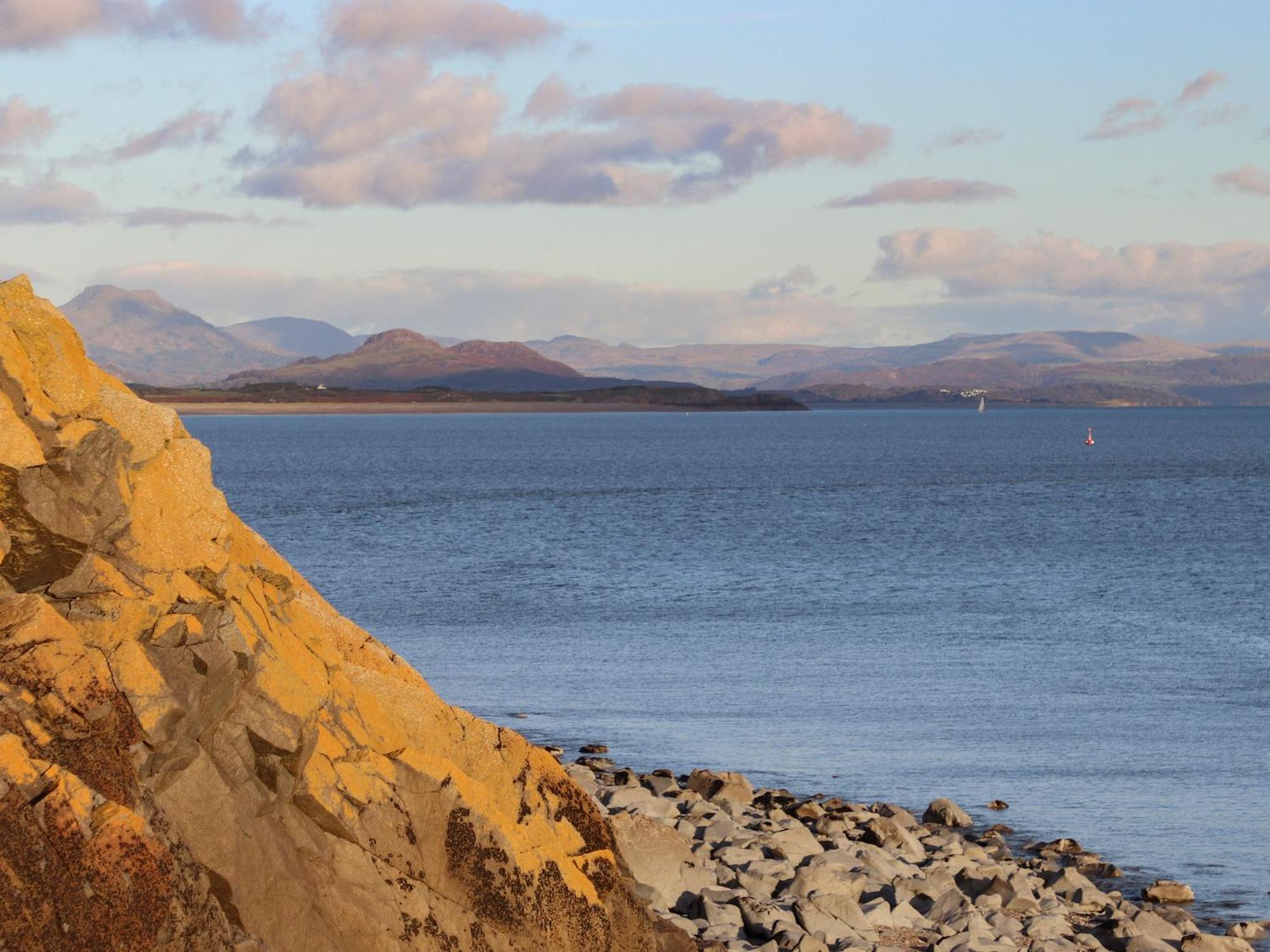 Villa 7 Min Y Traeth Pwllheli Exterior foto